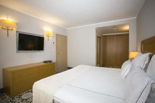 Отель Hotel Marinela Sofia София Полулюкс-11